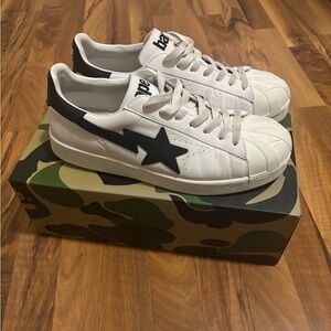 Bape White and Black skull sta